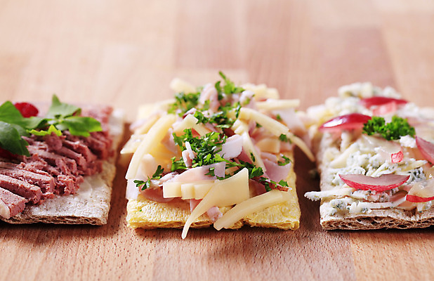 포토 JPG 해외이미지 1 음식 빵 조각 치즈 오리 건조 파슬리 샌드위치 종류 돼지고기 옥수수 사람없음 목재 크래커 저녁식사 치킨 펼침 샐러드 플랫 아침식사 굽기 햄 간 거위 건강식 블루치즈 얇은 입가심 저지방 저칼로리 짠맛 총각무 개조 해외202004 해외202105 해외포토 나무 채소 재료 모션 조류 유제품 곡류 육류 쿠키 식사 장기_의학 맛 기름_음식 무 구이 닭고기요리 파일형식