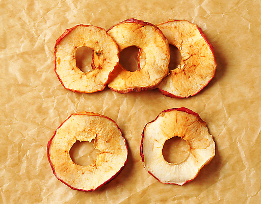 포토 JPG 해외이미지 실내 사람없음 하이앵글 종이봉투 사과 건과일 해외202004 해외202105 해외포토 뷰포인트 과일 봉투 건조 내부 파일형식