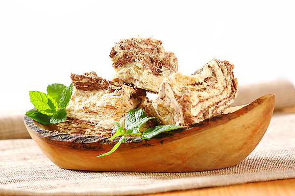 포토 JPG 해외이미지 스튜디오촬영 음식 해바라기 디저트 건강 사탕 사람없음 과자 초콜릿 기쁨 대접 사발 달콤 맛 유기농 대리석 깨 코코아 그리스인 바닐라 전문 채식주의자 해외202004 해외202105 해외포토 서양인 웰빙 꽃 감정 음료 컨셉 식재료 재료 실내 조미료 사기그릇 채식 파일형식