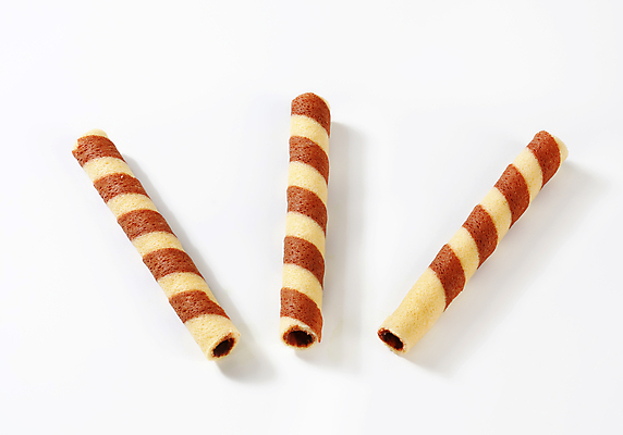 포토 JPG 해외이미지 스튜디오촬영 사람없음 과자 초콜릿 줄무늬 막대기 달콤 흰배경 해외202004 해외202105 해외포토 백그라운드 무늬 디저트 실내 흰색 맛 파일형식