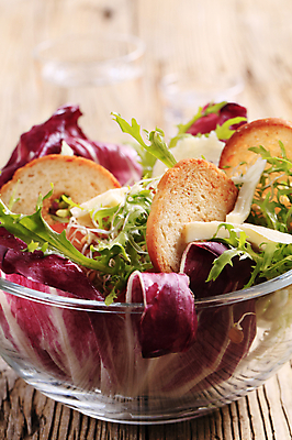 포토 JPG 해외이미지 음식 빵 반찬 치즈 건강 사람없음 새싹 식사 샐러드 로켓 신선 사발 상추 유기농 루꼴라 반주 채식주의자 치커리 해외202004 해외202105 해외포토 식물 웰빙 채소 유제품 사기그릇 채식 파일형식