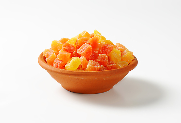 포토 JPG 해외이미지 실내 사람없음 흰배경 슬라이스 건과일 나무그릇 파파야 해외202004 해외202105 해외포토 그릇 백그라운드 과일 건조 내부 목재 흰색 열대과일 파일형식