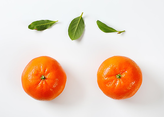 포토 JPG 해외이미지 스튜디오촬영 잎 귤 사람없음 신선 달콤 흰배경 해외202004 해외202105 해외포토 식물 백그라운드 과일 실내 흰색 맛 파일형식