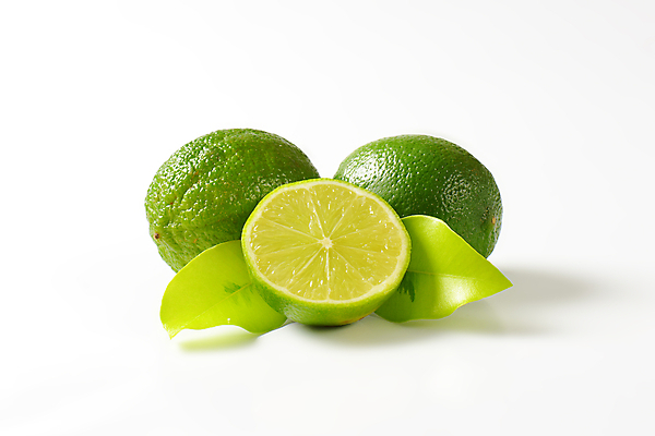 포토 JPG 해외이미지 스튜디오촬영 잎 사람없음 신선 흰배경 라임 해외202004 해외202105 해외포토 식물 백그라운드 과일 실내 흰색 파일형식
