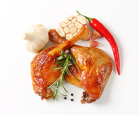 포토 JPG 해외이미지 스튜디오촬영 음식 채소 고추 양파 오리 마늘 육류 요리 사람없음 맛 굽기 피부 향신료 후추 거위 로즈메리 해외202004 해외202105 해외포토 컨셉 식재료 조류 실내 신체부위 구이 허브 향미료 파일형식