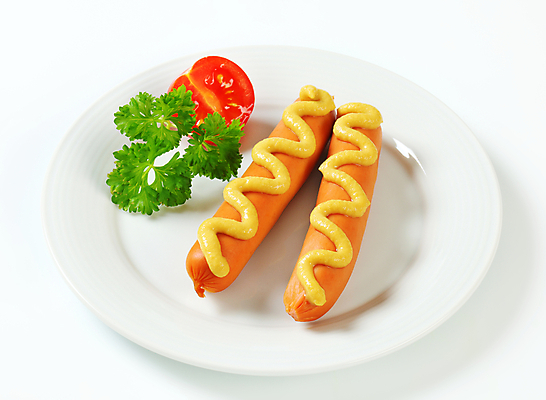 포토 JPG 해외이미지 접시 음식 토마토 포장 파슬리 육류 돼지고기 사람없음 치킨 신선 조미료 소시지 머스터드 날것 점심식사 생식 식용 절임 프랑크푸르트 해외202004 해외202105 해외포토 식기 채소 식재료 독일 식사 도시 소스_음식 가공식품 닭고기요리 향미료 파일형식