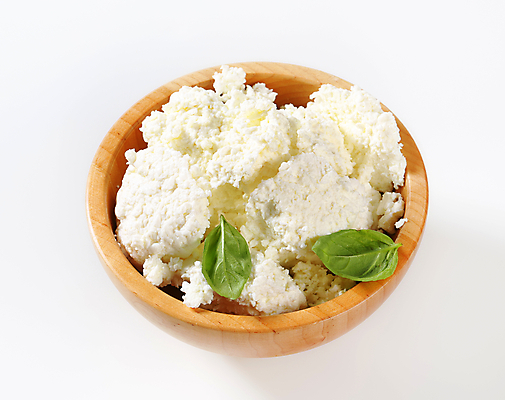 포토 JPG 해외이미지 스튜디오촬영 음식 치즈 유제품 사람없음 목재 흰색 신선 사발 유기농 건강식 핸드메이드 페타치즈 해외202004 해외202105 해외포토 나무 웰빙 컬러 재료 실내 사기그릇 파일형식