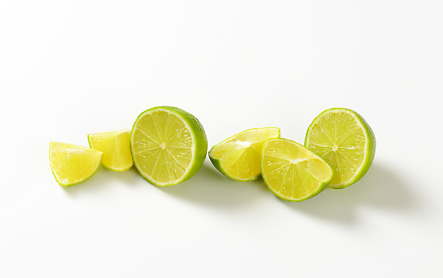 포토 JPG 해외이미지 스튜디오촬영 사람없음 신선 싱글 흰배경 라임 해외202004 해외202105 해외포토 백그라운드 과일 실내 흰색 파일형식