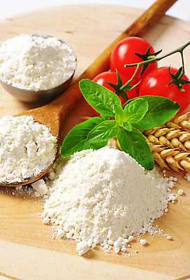 포토 JPG 해외이미지 스튜디오촬영 음식 토마토 재료 도마 사람없음 목재 쌓기 흰색 원형 가루 굽기 날것 밀가루 나무숟가락 흙더미 녹말 땅바닥 음식준비 정물화 해외202004 해외202105 해외포토 도형 나무 컬러 채소 모션 주방용품 바닥 실내 숟가락 흙 구이 준비 그림 파일형식 더미