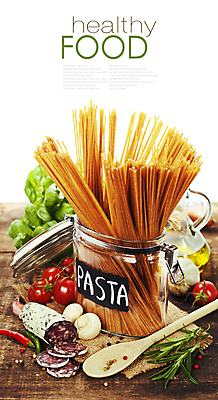 포토 JPG 해외이미지 방울토마토 고추 유리병 실내 타이포그라피 사람없음 흰배경 담기 슬라이스 양송이 바질 로즈메리 나무숟가락 나무탁자 살라미 파스타면 카피스페이스 해외202004 해외포토 문자 백그라운드 토마토 채소 모션 탁자 병_용기 파스타 내부 숟가락 버섯 공백 흰색 면류 허브 파일형식