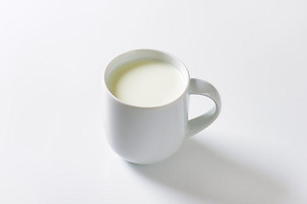 포토 JPG 해외이미지 한잔 실내 사람없음 우유 흰배경 우유잔 해외202004 해외202105 해외포토 1 백그라운드 잔 유제품 내부 흰색 파일형식