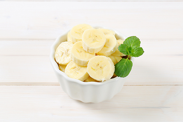 포토 JPG 해외이미지 스튜디오촬영 음식 조각 과일 재료 부분 디저트 바나나 건강 사람없음 노란색 쌓기 샐러드 흰색 신선 원형 그룹 사발 달콤 작음 자르기 가득함 흰배경 유기농 날것 흙더미 내추럴 숙성 이국적 개조 해외202004 해외202105 해외포토 도형 웰빙 컬러 백그라운드 모션 실내 흙 사기그릇 맛 크기 파일형식 더미