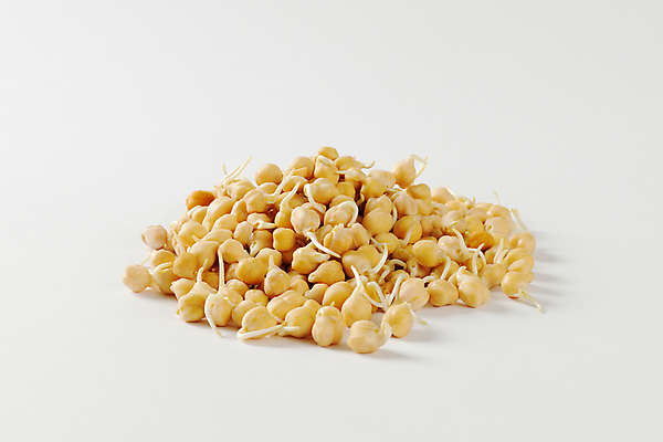 포토 JPG 해외이미지 스튜디오촬영 식물 음식 건강 사람없음 쌓기 신선 날것 흙더미 병아리콩 해외202004 해외202105 해외포토 모션 콩 실내 흙 파일형식 더미