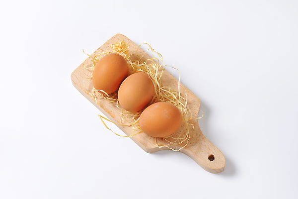 포토 JPG 해외이미지 스튜디오촬영 음식 재료 도마 사람없음 신선 흰배경 유기농 날것 머리위 삶기 취급주의 해외202004 해외202105 해외포토 웰빙 백그라운드 주방용품 실내 경고 흰색 파일형식