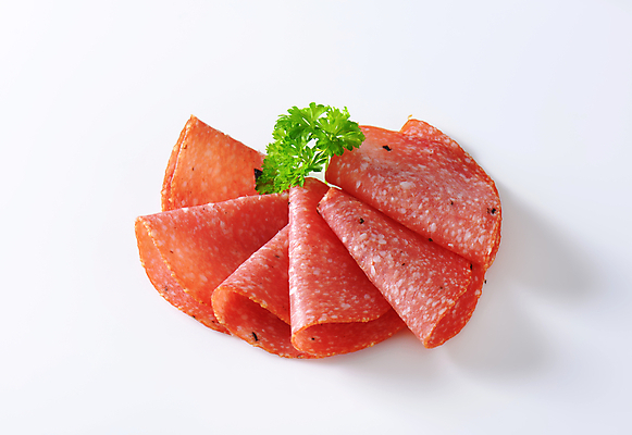 포토 JPG 해외이미지 스튜디오촬영 음식 조각 육류 돼지고기 사람없음 소시지 발효 살라미 얇은 편육 해외202004 해외202105 해외포토 식재료 실내 가공식품 파일형식