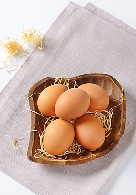 포토 JPG 해외이미지 스튜디오촬영 음식 재료 사람없음 목재 갈색 신선 그룹 사발 유기농 냅킨 날것 머리위 밀짚 생식 취급주의 해외202004 해외202105 해외포토 나무 웰빙 컬러 실내 경고 사기그릇 짚 파일형식