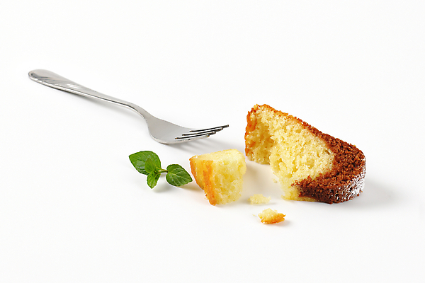 포토 JPG 해외이미지 음식 조각 디저트 사람없음 케이크 초콜릿 달콤 아침식사 굽기 코코아 바닐라 핸드메이드 해외202004 해외202105 스펀지케이크 해외포토 음료 식사 맛 구이 파일형식