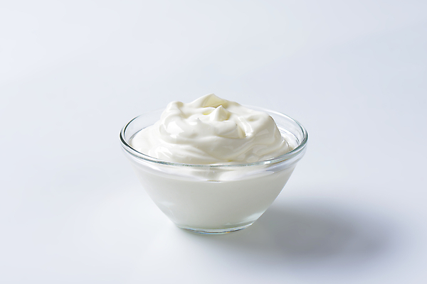 포토 JPG 해외이미지 스튜디오촬영 접시 음식 재료 디저트 유제품 사람없음 펼침 소용돌이 흰색 사발 매끈함 크림 요거트 건강식 요구르트 저지방 크림치즈 평야 해외202004 해외202105 해외포토 식기 컬러 모션 자연 치즈 실내 회오리 감각 사기그릇 기름_음식 파일형식