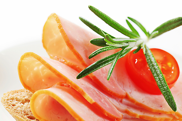 포토 JPG 해외이미지 접시 음식 빵 조각 토마토 샌드위치 건강 육류 사람없음 아침식사 묘사 햄 훈제 저지방 치유 해외202004 해외202105 해외포토 식기 채소 식재료 식사 기름_음식 파일형식