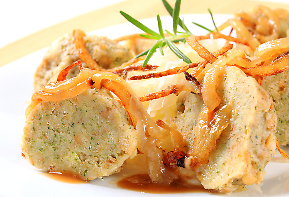 포토 JPG 해외이미지 접시 음식 빵 공 반찬 양파 요리 사람없음 식사 튀김 흰색 허브 반쪽 점심식사 경단 무생채 채식주의자 핸드메이드 해외202004 해외202105 해외포토 식물 식기 컬러 채소 채식 파일형식