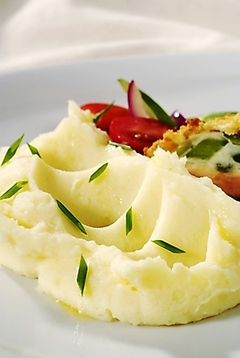 포토 JPG 해외이미지 음식 채소 반찬 감자 요리 사람없음 세로 식사 인스턴트 준비 버터 쪽파 반주 해외202004 해외202105 해외포토 파 파일형식