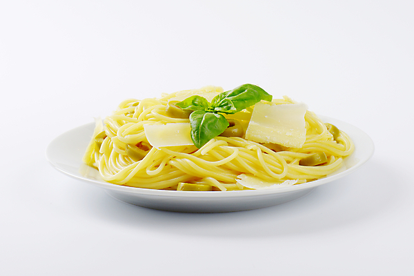 포토 JPG 해외이미지 스튜디오촬영 접시 치즈 파스타 스파게티 요리 사람없음 면 슬라이스 삶기 해외202004 해외202105 해외포토 식기 유제품 서양음식 실내 파일형식