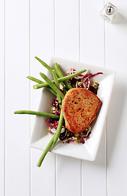 포토 JPG 해외이미지 접시 음식 채소 건강 육류 돼지고기 요리 사람없음 새싹 식사 샐러드 신선 상추 자르기 매움 머리위 소금 점심식사 앙트레 절임 해외202004 해외202105 해외포토 식물 식기 식재료 모션 맛 파일형식