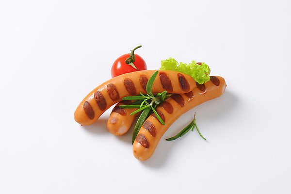 포토 JPG 해외이미지 스튜디오촬영 음식 육류 돼지고기 사람없음 치킨 소시지 그릴 바비큐 굽기 핫도그 점심식사 프랑크푸르트 해외202004 해외202105 해외포토 식재료 주방용품 패스트푸드 독일 실내 식사 도시 가공식품 구이 닭고기요리 파일형식 유럽 생활용품 내부 인스턴트 나라 오브젝트