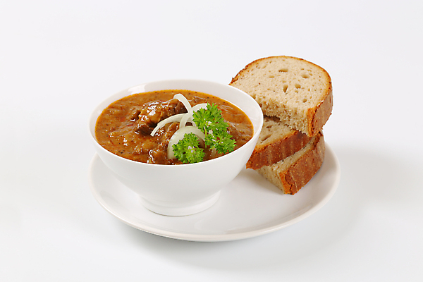 포토 JPG 해외이미지 스튜디오촬영 그릇 접시 빵 육류 사람없음 흰배경 스튜 해외202004 해외202105 해외포토 식기 음식 백그라운드 식재료 실내 흰색 파일형식