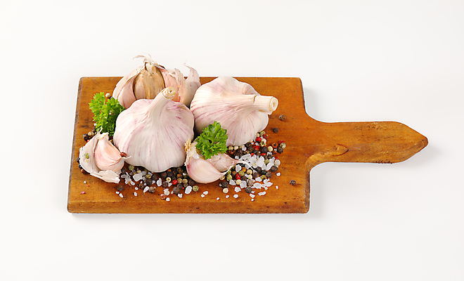 포토 JPG 해외이미지 스튜디오촬영 음식 채소 재료 전구 도마 파슬리 건강 마늘 사람없음 목재 초록색 머리 껍질 흰색 신선 양념 조미료 흰배경 유기농 날것 향기 소금 향 후추 국산 내추럴 해외202004 해외202105 해외포토 나무 웰빙 컬러 백그라운드 주방용품 실내 신체부위 향신료 냄새 향미료 파일형식