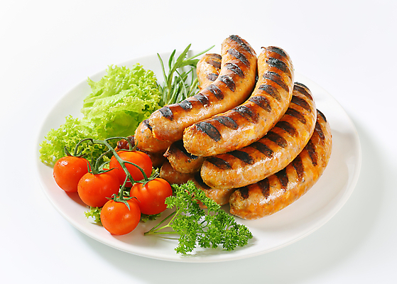 포토 JPG 해외이미지 스튜디오촬영 접시 음식 토마토 파슬리 육류 돼지고기 사람없음 쌓기 소고기 소시지 그릴 정크푸드 바비큐 로즈메리 송아지고기 해로움 해외202004 해외202105 해외포토 식기 컨셉 채소 식재료 모션 주방용품 실내 가공식품 허브 파일형식