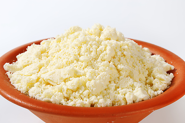 포토 JPG 해외이미지 스튜디오촬영 접시 음식 재료 치즈 유제품 사람없음 흰색 사발 광택 짠맛 해외202004 해외202105 해외포토 식기 컬러 실내 사기그릇 맛 파일형식