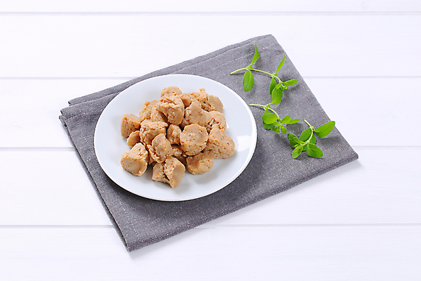 포토 JPG 해외이미지 스튜디오촬영 접시 음식 조각 다이어트 재료 부분 콩 건강 육류 요리 사람없음 갈색 쌓기 회색 흰색 그룹 받침대 큐브 준비 유기농 흙더미 단백질 대두 삶기 식용 접기 채식주의자 비건 해외202004 해외202105 해외포토 식기 웰빙 컬러 식재료 모션 곡류 실내 흙 채식 영양소 파일형식 더미