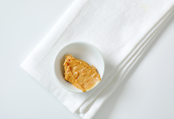 포토 JPG 해외이미지 스튜디오촬영 음식 재료 건강 사람없음 펼침 견과류 사발 아침식사 반죽 땅콩 머리위 토핑 땅바닥 영양분 해외202105 해외포토 모션 바닥 실내 식사 사기그릇 파일형식