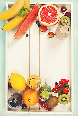 포토 JPG 해외이미지 채소 과일 쟁반 건강 사람없음 하이앵글 주스 레몬 채식 다이어트음식 스무디 저칼로리식단 플랫레이 카피스페이스 해외202004 해외포토 음료 뷰포인트 다이어트 공백 플랫 식단 저칼로리 파일형식