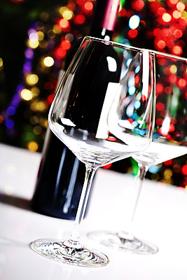 포토 JPG 해외이미지 별 리본 백그라운드 사람없음 빛 와인 화환 거품 낭만 장식볼 건배 카피스페이스 해외202004 해외포토 자연요소 꽃 컨셉 주류 장식 공백 파일형식