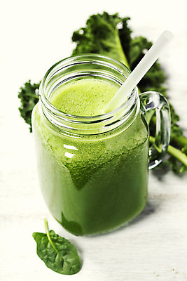 포토 JPG 해외이미지 채소 건강 빨대 사람없음 주스 머그컵 채식 다이어트음식 스무디 저칼로리식단 비건 해외202004 해외포토 음료 다이어트 컵 식단 저칼로리 채식주의자 파일형식