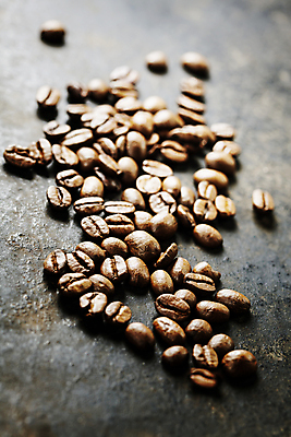 포토 JPG 해외이미지 검은배경 실내 사람없음 원두 해외202004 해외포토 커피 백그라운드 내부 검은색 파일형식