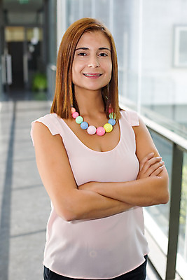 포토 JPG 해외이미지 백인 모델 라이프스타일 여자 행복 얼굴 비즈니스 건강 한명 미소 사람 10대 청춘 사무실 유행 덮개 흰색 신선 비즈니스우먼 자신감 화려 달콤 유혹 입술 스타일 세련 해외202004 해외202105 해외포토 서양인 1 감정 컬러 컨셉 청소년 표정 생활 신체부위 뚜껑 직장인 맛 파일형식