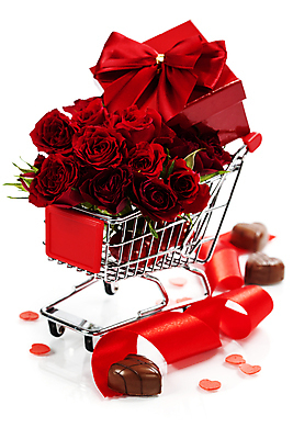 포토 JPG 해외이미지 리본 실내 발렌타인데이 사랑 사람없음 선물상자 장미 초콜릿 쇼핑카 하트 오브젝트 흰배경 담기 해외202004 해외포토 모양 꽃 감정 백그라운드 모션 데이이벤트 디저트 선물 내부 쇼핑 상자 카트 흰색 파일형식