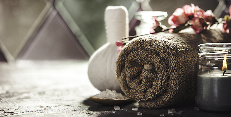 포토 JPG 해외이미지 꽃 사람없음 위생용품 숟가락 스파용품 아로마테라피 입욕소금 해외202004 해외포토 식물 생활용품 수저 스파 미용용품 오브젝트 소금 테라피 파일형식