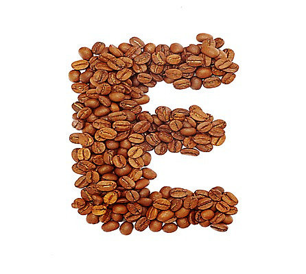 포토 스튜디오촬영 문자 알파벳 영어 커피 대문자 실내 누끼 사람없음 갈색 원두 E 국내포토 음료 컬러 내부 파일형식