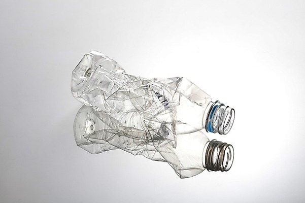 포토 JPG 스튜디오촬영 실내 사람없음 자연보호 환경 그린캠페인 재활용 그린에너지 사회이슈 환경보전 페트병 플라스틱병 국내포토 캠페인 컨셉 자연 내부 에너지 보호 플라스틱 친환경 병_담는 파일형식