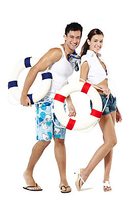 포토 JPG 스튜디오촬영 전신 서양인 외국인 해외기획촬영 라이프스타일 커플 사계절 계절 여자 2011년태국 남자 수영복 여유 여행 포즈 모션 물놀이 레저 휴가 휴식 슬리퍼 실내 사랑 서기 미소 웃음 들기 누끼 사람 성인 두명 라이프 여름 30대 여름휴가 바캉스 놀이용품 수상스포츠 스노클링 호흡기관 샌들 물안경 즐거움 튜브 장년만 성인만 국내포토 옷 감정 스포츠 신발 컨셉 관계 놀이 표정 인종 내부 생활 장년 장기_의학 오브젝트 수영용품 파일형식 여름_계절