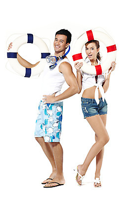 포토 JPG 스튜디오촬영 전신 서양인 외국인 해외기획촬영 라이프스타일 커플 사계절 계절 여자 2011년태국 남자 수영복 여유 여행 포즈 모션 물놀이 레저 휴가 휴식 슬리퍼 실내 사랑 서기 미소 웃음 들기 누끼 사람 성인 두명 라이프 여름 30대 여름휴가 바캉스 놀이용품 수상스포츠 스노클링 호흡기관 샌들 물안경 즐거움 튜브 장년만 성인만 국내포토 옷 감정 스포츠 신발 컨셉 관계 놀이 표정 인종 내부 생활 장년 장기_의학 오브젝트 수영용품 파일형식 여름_계절