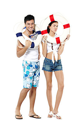 포토 JPG 스튜디오촬영 전신 서양인 외국인 해외기획촬영 라이프스타일 커플 사계절 계절 여자 2011년태국 남자 수영복 여유 여행 포즈 모션 물놀이 레저 휴가 휴식 슬리퍼 실내 사랑 서기 미소 웃음 들기 누끼 사람 성인 두명 라이프 여름 30대 여름휴가 바캉스 놀이용품 수상스포츠 스노클링 호흡기관 샌들 물안경 즐거움 튜브 장년만 성인만 국내포토 옷 감정 스포츠 신발 컨셉 관계 놀이 표정 인종 내부 생활 장년 장기_의학 오브젝트 수영용품 파일형식 여름_계절