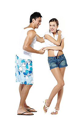 포토 JPG 스튜디오촬영 전신 서양인 외국인 해외기획촬영 라이프스타일 커플 사계절 계절 여자 2011년태국 남자 수영복 여유 여행 포즈 모션 휴가 휴식 슬리퍼 실내 사랑 서기 미소 웃음 누끼 사람 성인 두명 라이프 여름 30대 여름휴가 바캉스 손잡기 샌들 즐거움 장년만 성인만 국내포토 옷 감정 신발 컨셉 관계 표정 인종 내부 생활 장년 파일형식 여름_계절