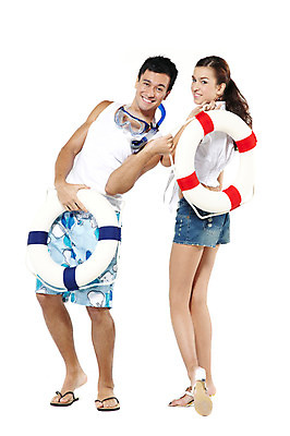 포토 JPG 스튜디오촬영 전신 서양인 외국인 해외기획촬영 라이프스타일 커플 사계절 계절 여자 2011년태국 남자 수영복 여유 여행 포즈 모션 물놀이 레저 휴가 휴식 슬리퍼 실내 사랑 서기 미소 웃음 들기 누끼 사람 성인 두명 라이프 여름 30대 여름휴가 바캉스 놀이용품 수상스포츠 스노클링 호흡기관 샌들 물안경 즐거움 튜브 장년만 성인만 국내포토 옷 감정 스포츠 신발 컨셉 관계 놀이 표정 인종 내부 생활 장년 장기_의학 오브젝트 수영용품 파일형식 여름_계절