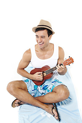 포토 JPG 스튜디오촬영 전신 서양인 외국인 해외기획촬영 모자 라이프스타일 잡화 사계절 계절 2011년태국 남자 수영복 여유 악기 여행 포즈 연주 모션 놀이 현악기 휴가 휴식 슬리퍼 실내 한명 미소 웃음 들기 누끼 사람 앉기 성인 라이프 여름 30대 여름휴가 바캉스 하이앵글 수건 우쿨렐레 즐거움 남자만 남자한명만 성인남자만 성인한명만 성인남자한명만 장년만 장년남자만 장년남자한명만 성인만 국내포토 1 옷 감정 음악 뷰포인트 신발 컨셉 표정 인종 내부 생활 장년 위생용품 파일형식 여름_계절