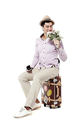 포토 JPG 스튜디오촬영 전신 서양인 외국인 해외기획촬영 모자 라이프스타일 잡화 2011년태국 남자 꽃 행복 부케 포즈 신랑 결혼 프로포즈 가방 장신구 모션 실내 사랑 한명 미소 웃음 들기 누끼 사람 앉기 이벤트 성인 라이프 30대 여행가방 기쁨 반지 보석 반지케이스 남자만 남자한명만 성인남자만 성인한명만 성인남자한명만 장년만 장년남자만 장년남자한명만 성인만 국내포토 식물 1 감정 꽃다발 표정 인종 내부 생활 장년 광석 보관함 파일형식